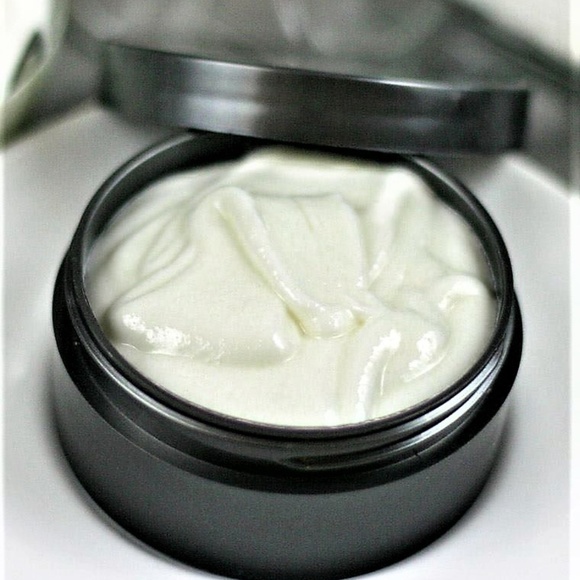 2oz All Natural Facial Moisturizer - Picture 1 of 1